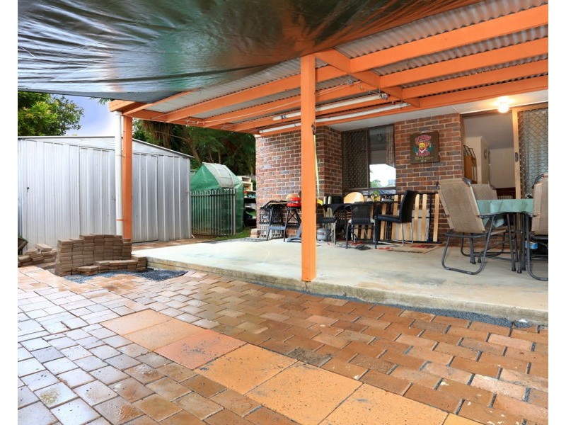 2/191 Olsen Avenue, Labrador QLD 4215