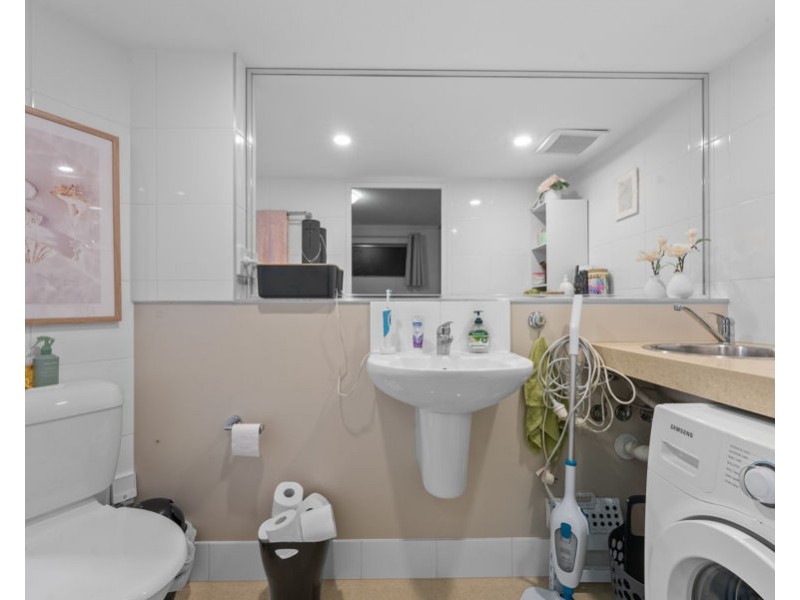 12/148 High Street, Southport QLD 4215