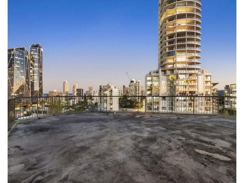 52/2916 Gold Coast Highway, Surfers Paradise QLD 4217