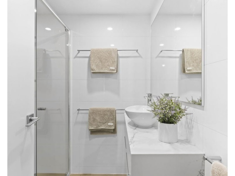 1802/22 Surf Parade, Broadbeach QLD 4218