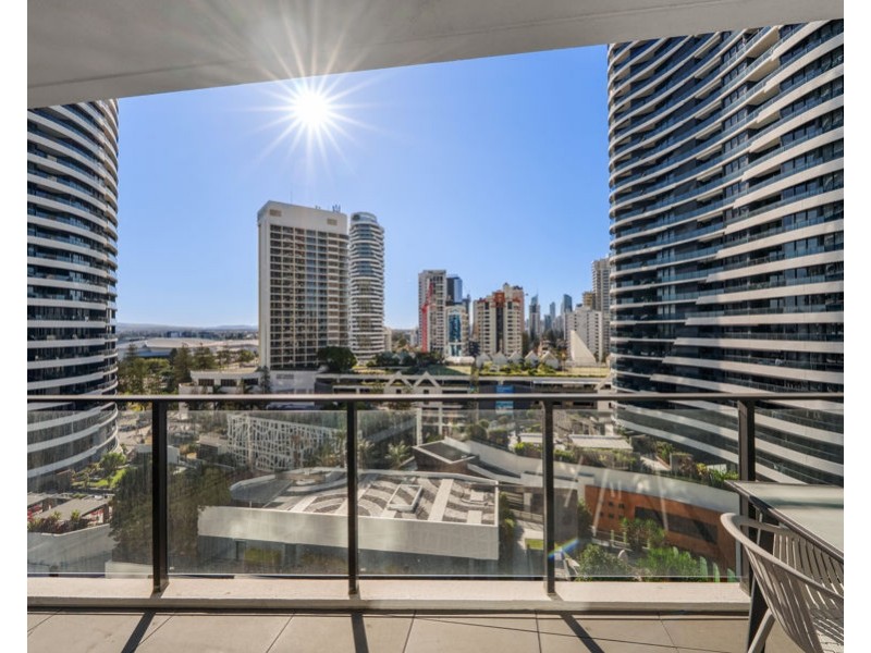 24/14 Elizabeth Avenue, Broadbeach QLD 4218