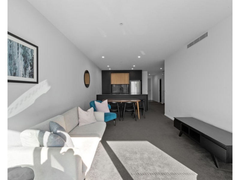 24/14 Elizabeth Avenue, Broadbeach QLD 4218