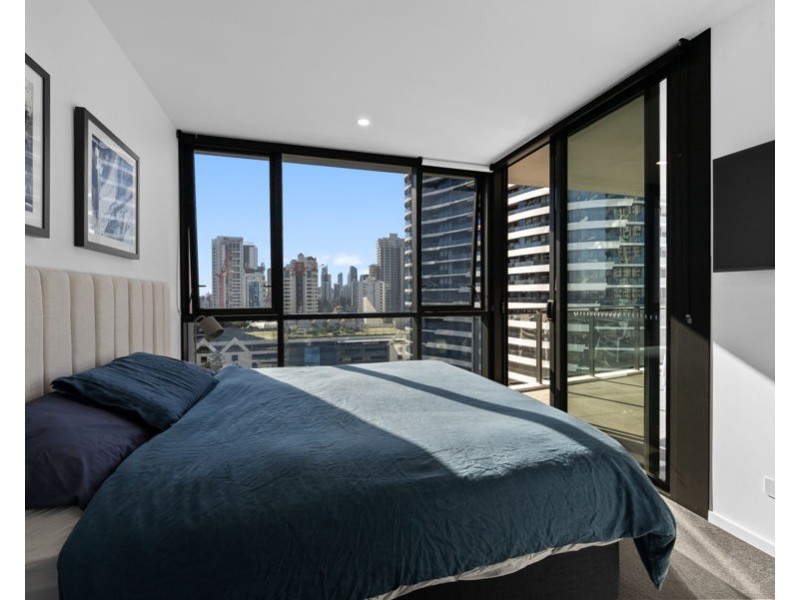 24/14 Elizabeth Avenue, Broadbeach QLD 4218