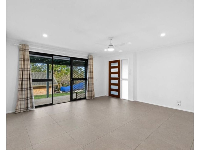 1/54 Corunna Crescent, Ashmore QLD 4214