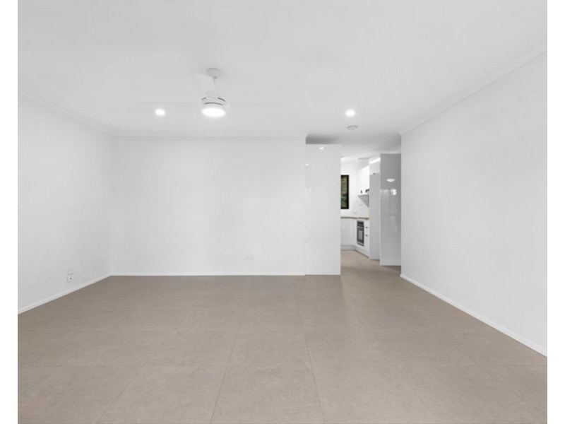 1/54 Corunna Crescent, Ashmore QLD 4214