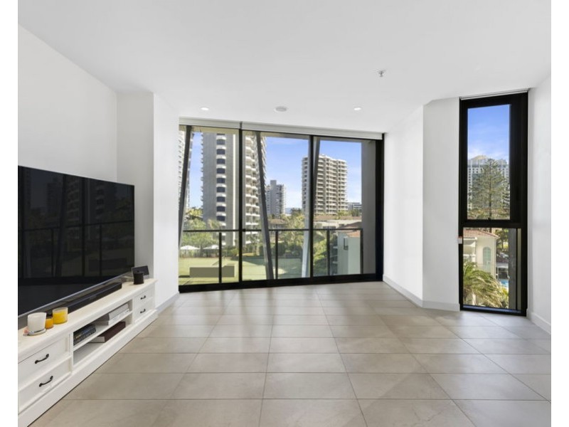 204/3 Northcliffe Terrace, Surfers Paradise QLD 4217