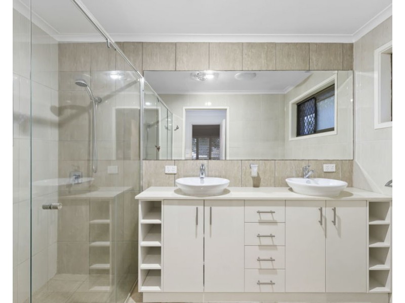 3 Rosemont Avenue, Broadbeach Waters QLD 4218