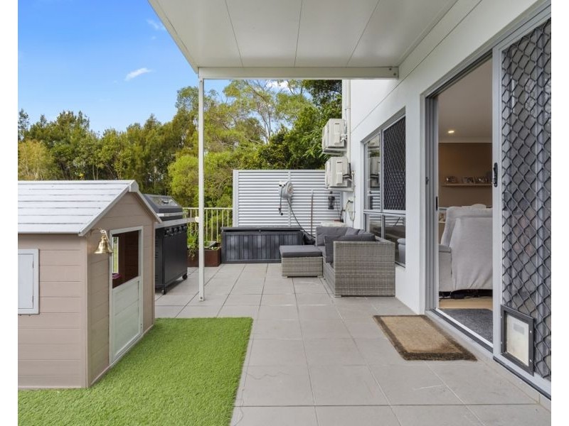 2/40-48 Macadie Way, Merrimac QLD 4226