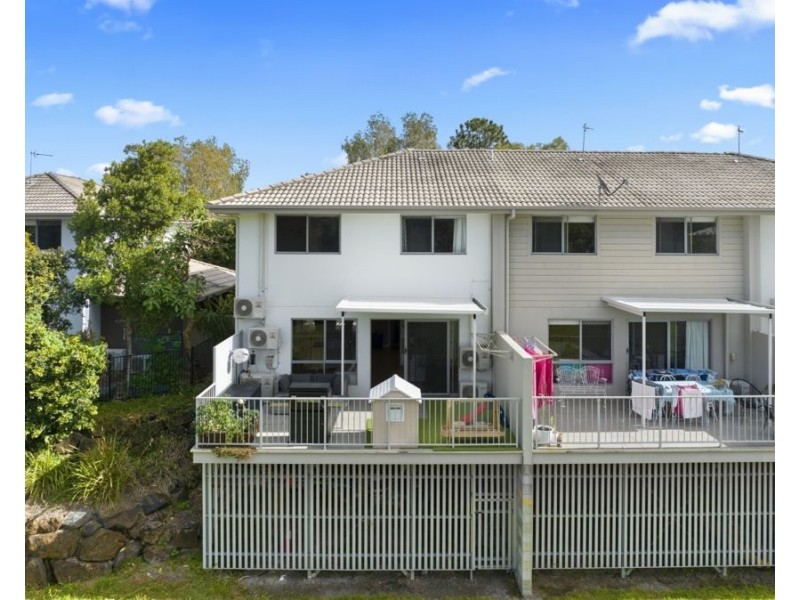 2/40-48 Macadie Way, Merrimac QLD 4226