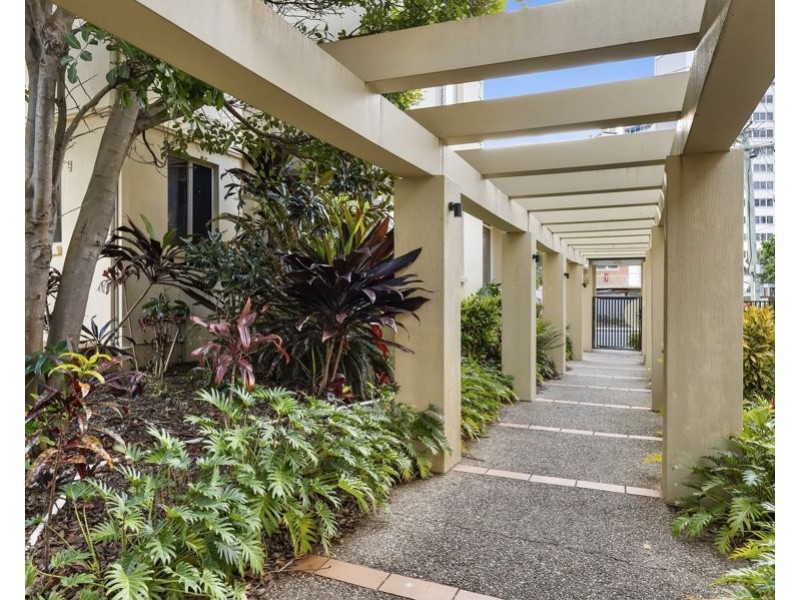 17/49-53 Peninsular Drive, Surfers Paradise QLD 4217