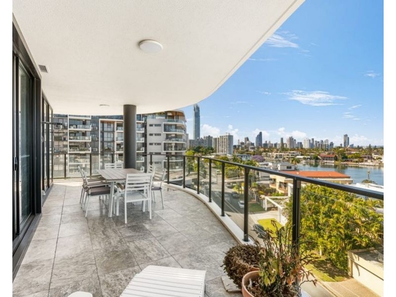 609/256 Stanhill Drive, Surfers Paradise QLD 4217