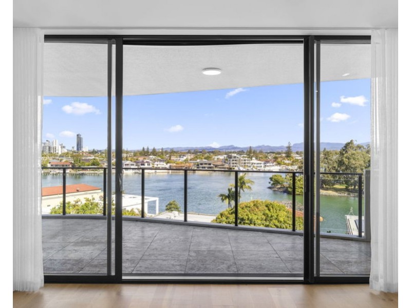 609/256 Stanhill Drive, Surfers Paradise QLD 4217