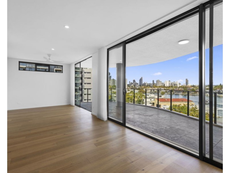 609/256 Stanhill Drive, Surfers Paradise QLD 4217
