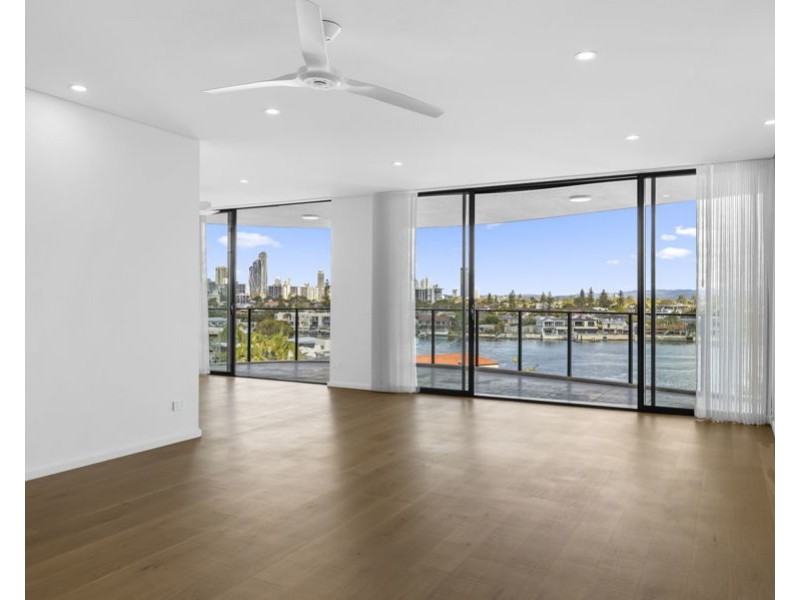 609/256 Stanhill Drive, Surfers Paradise QLD 4217