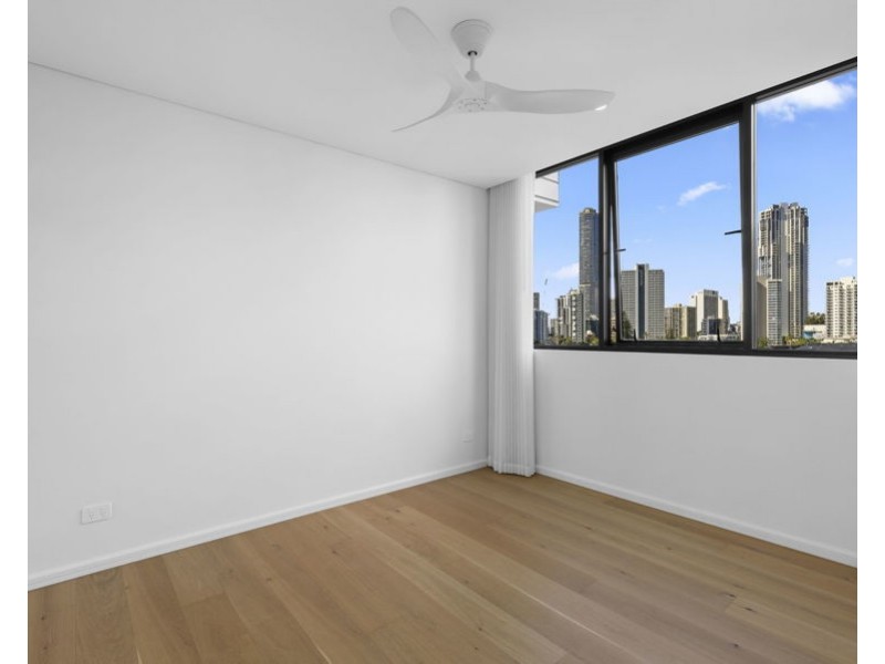 609/256 Stanhill Drive, Surfers Paradise QLD 4217