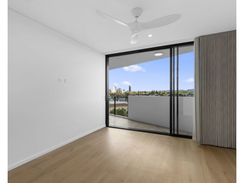 609/256 Stanhill Drive, Surfers Paradise QLD 4217