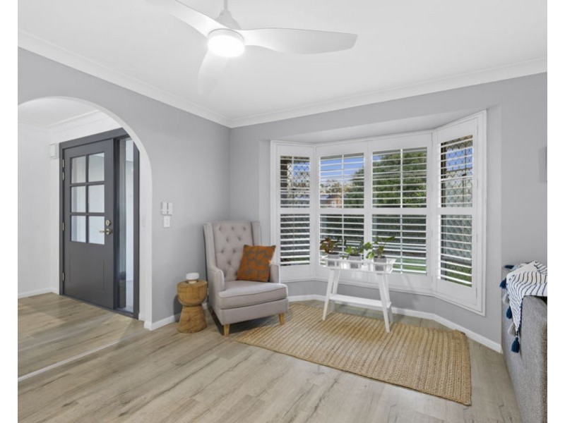 16 Manly Drive, Robina QLD 4226