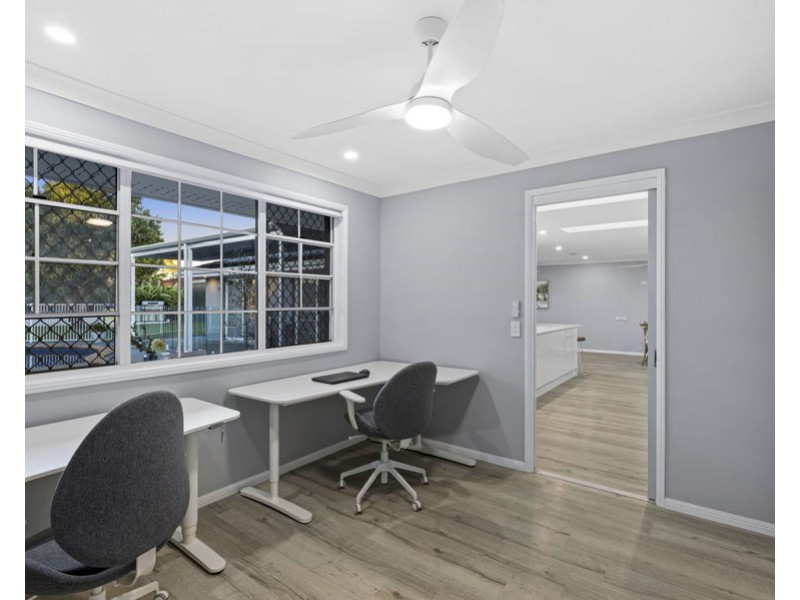 16 Manly Drive, Robina QLD 4226
