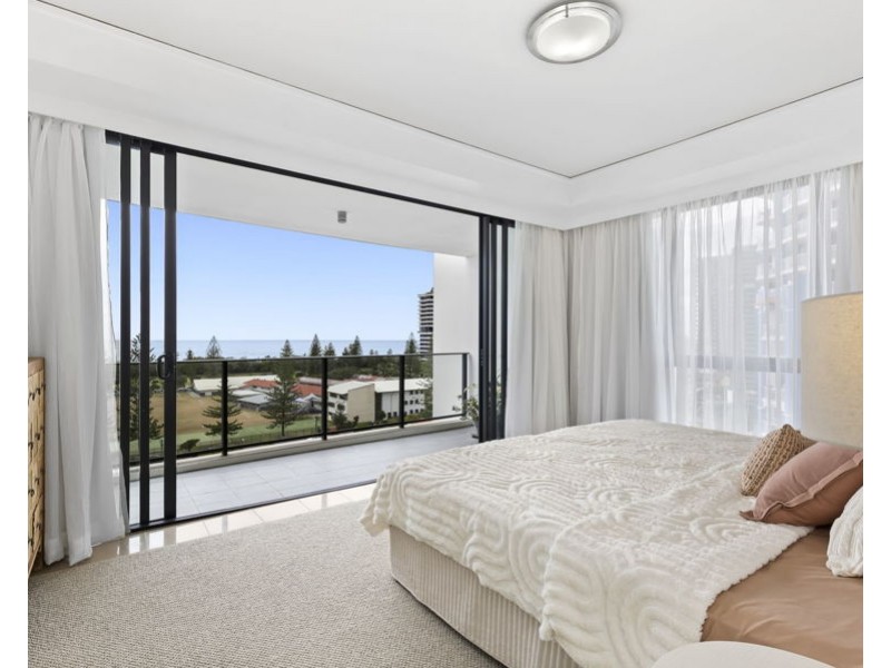 1106/22 Surf Parade, Broadbeach QLD 4218
