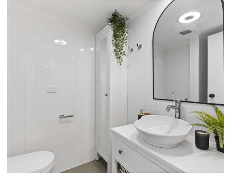 6/2916 Gold Coast Highway, Surfers Paradise QLD 4217