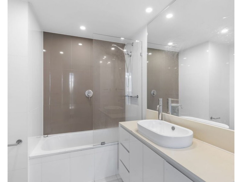 11706/3113 Surfers Paradise Boulevard, Surfers Paradise QLD 4217