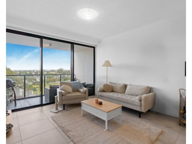 505/372 Marine Parade, Labrador QLD 4215