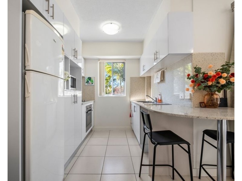 7/148 High Street, Southport QLD 4215