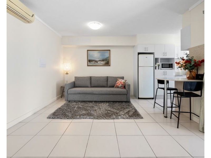 7/148 High Street, Southport QLD 4215