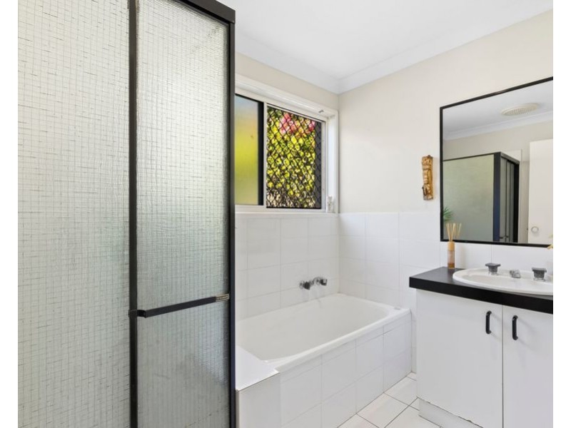 68 Thorngate Drive, Robina QLD 4226