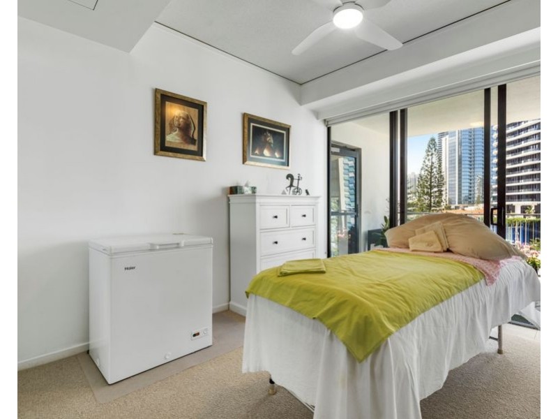 603/22 Surf Parade, Broadbeach QLD 4218
