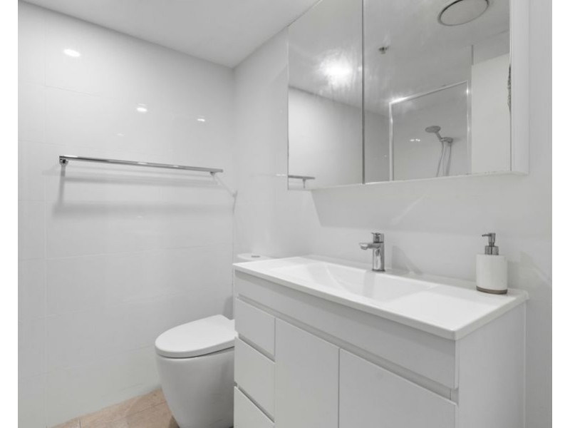 603/22 Surf Parade, Broadbeach QLD 4218