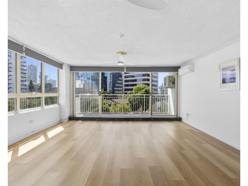 3A/2 Riverview Parade, Surfers Paradise QLD 4217