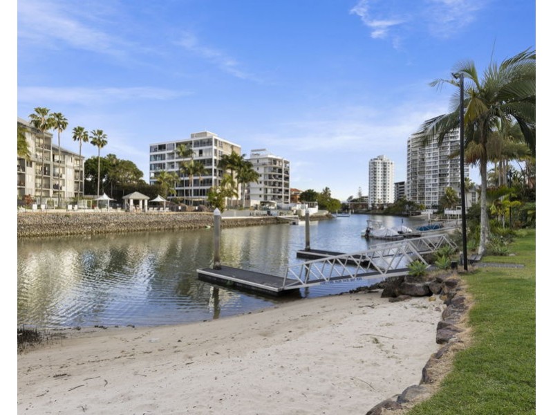 17/49-53 Peninsular Drive, Surfers Paradise QLD 4217