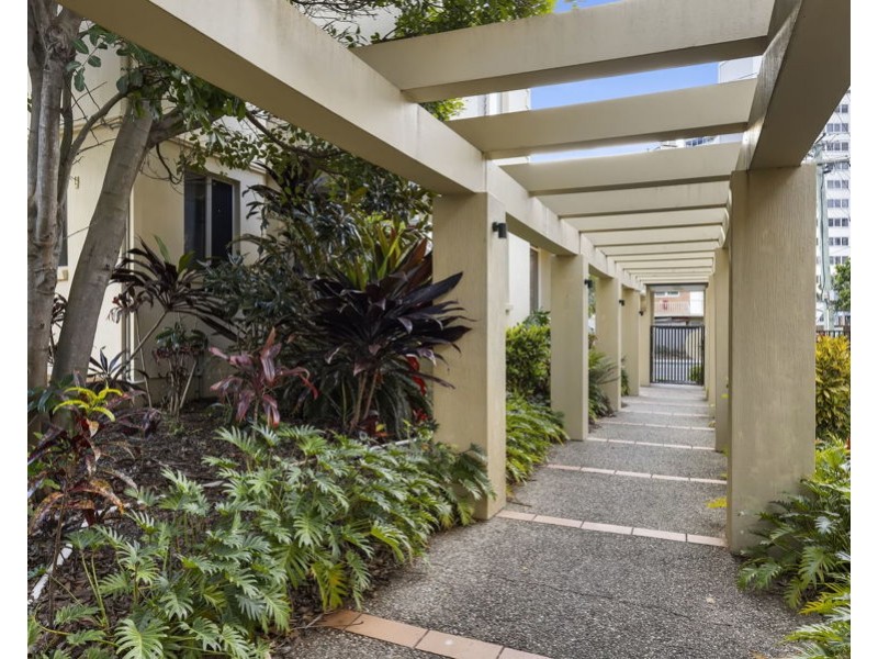 17/49-53 Peninsular Drive, Surfers Paradise QLD 4217