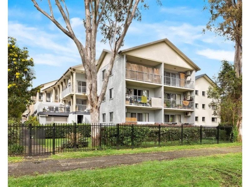 26/148 High Street, Southport QLD 4215