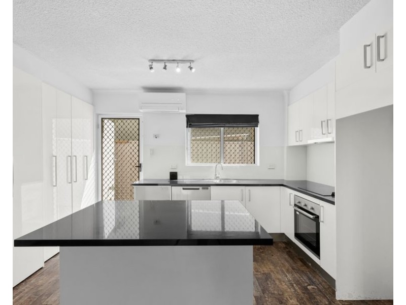 11/33 Wharf Road, Surfers Paradise QLD 4217