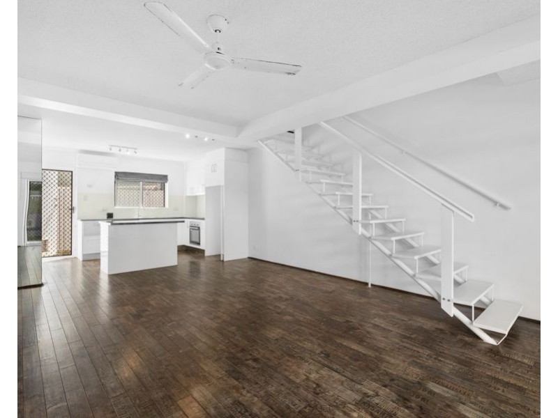 11/33 Wharf Road, Surfers Paradise QLD 4217