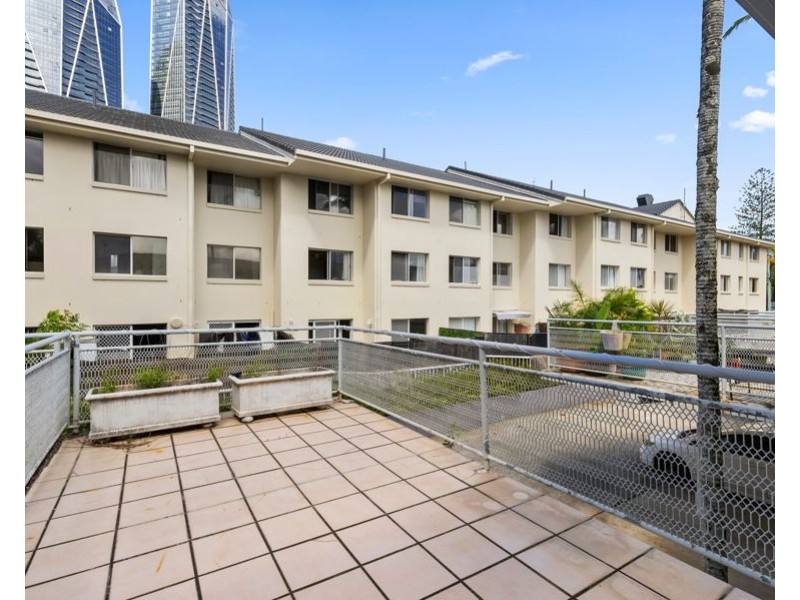 11/33 Wharf Road, Surfers Paradise QLD 4217