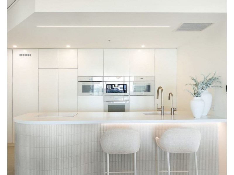 1401/22 Surf Parade, Broadbeach QLD 4218