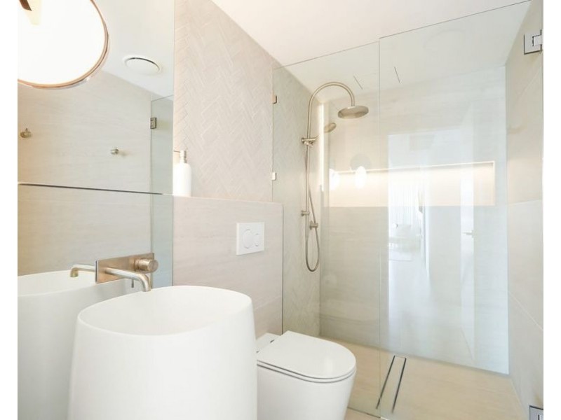 1401/22 Surf Parade, Broadbeach QLD 4218