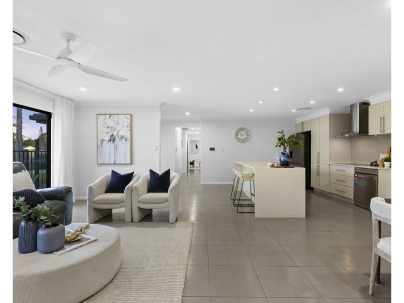 33 Manly Drive, Robina QLD 4226