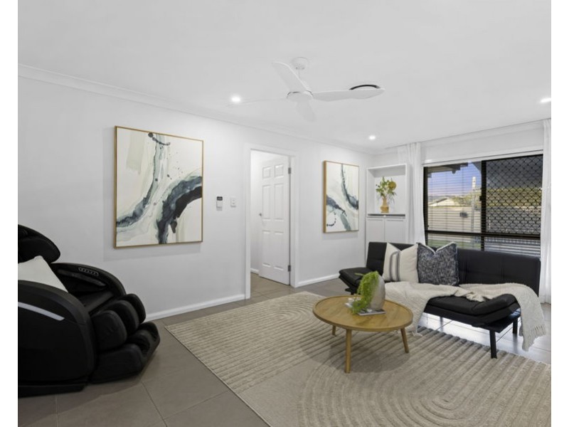 33 Manly Drive, Robina QLD 4226