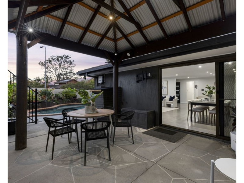 33 Manly Drive, Robina QLD 4226