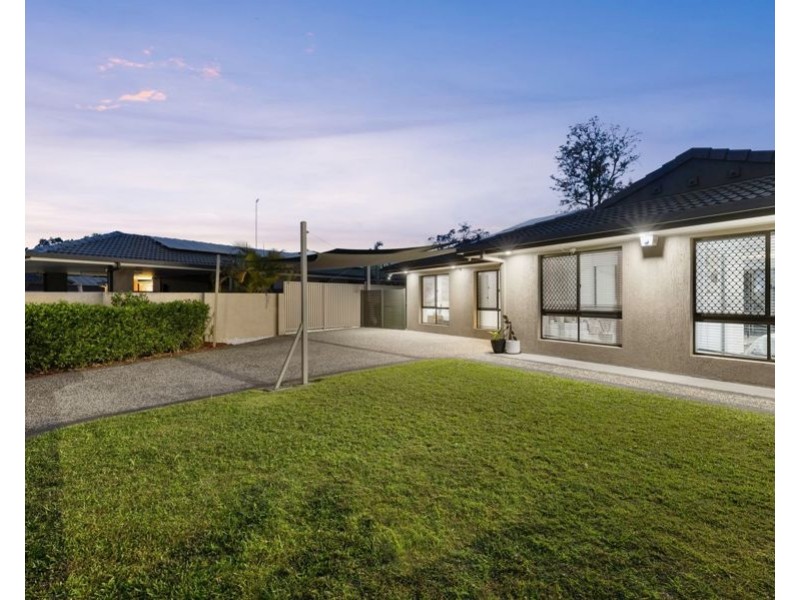 33 Manly Drive, Robina QLD 4226