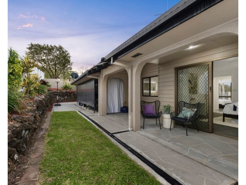 33 Manly Drive, Robina QLD 4226