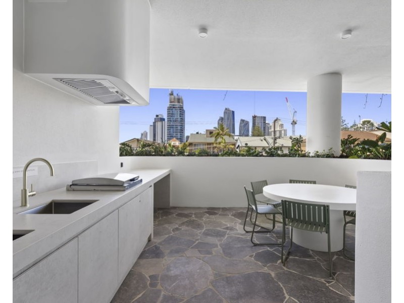 2102/4-6 Rosewood Avenue, Broadbeach QLD 4218