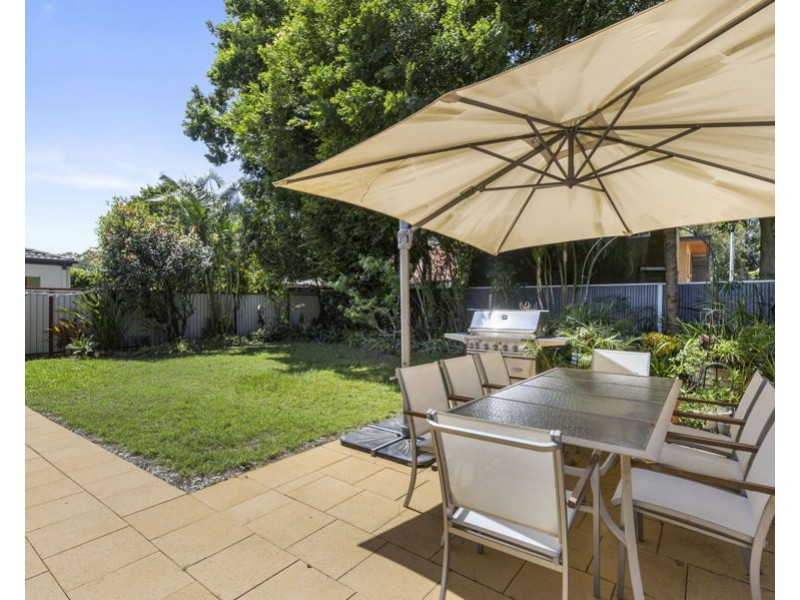7 Mentone Avenue, Bundall QLD 4217