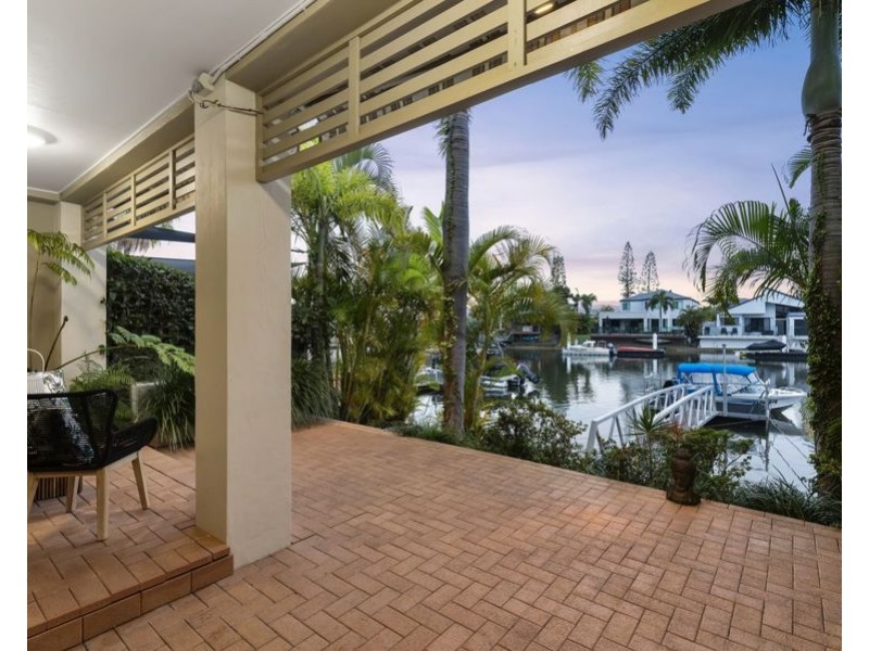 29/76 Bayview Street, Runaway Bay QLD 4216