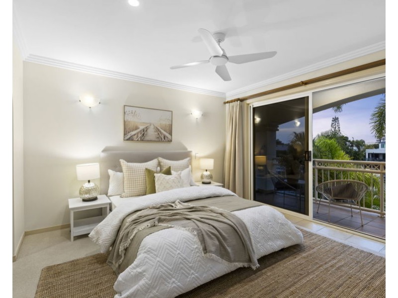 29/76 Bayview Street, Runaway Bay QLD 4216