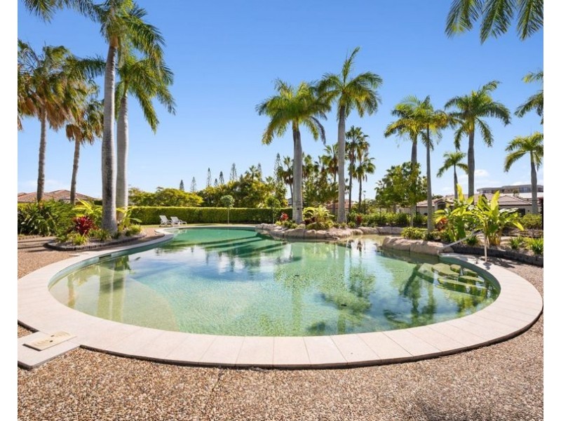 29/76 Bayview Street, Runaway Bay QLD 4216